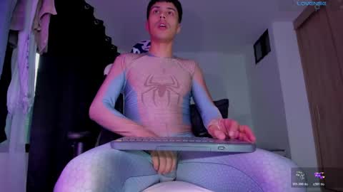 Snapshot of jeyden_camilo chatting on May 2026 10:37:01 PM Jeyden Camilo online show from May 2026 10:37:01 PM