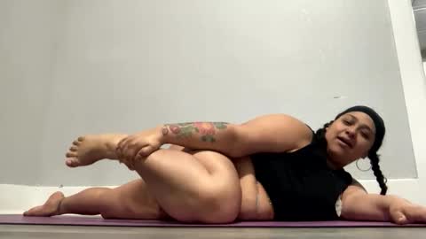 Snapshot of jezabaesolea chatting on February 2026 04:13:01 PM jezabaesolea online show from February 2026 04:13:01 PM