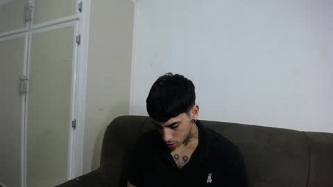 jh415 online show from December 2024 01:53:02 AM