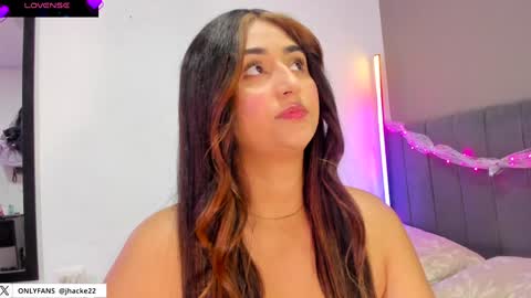 Snapshot of jhacky_sweet chatting on December 2024 01:21:01 AM jhackelin My independent account online show from December 2024 01:21:01 AM