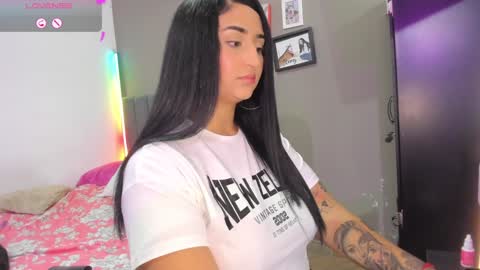 Snapshot of jhacky_sweet chatting on February 2025 02:49:01 AM jhackelin My independent account online show from February 2025 02:49:01 AM