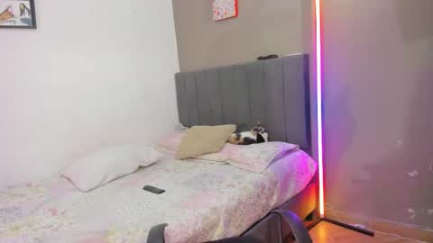 Snapshot of jhacky_sweet chatting on October 2025 04:31:02 AM jhackelin My independent account online show from October 2025 04:31:02 AM