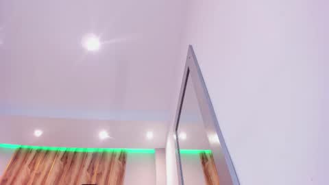 jhasly online show from December 2025 12:02:02 PM