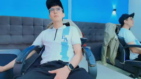 Jheampiero online show from May 2026 03:19:02 PM