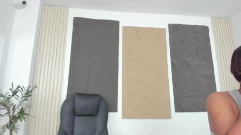 jheremy_wen online show from May 2026 03:01:02 AM