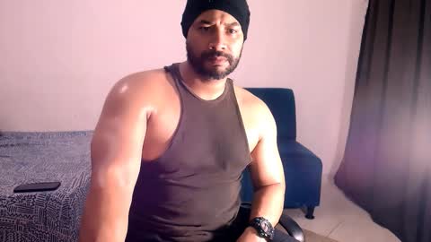 Snapshot of jho173027 chatting on November 2025 03:51:01 PM En moreno online show from November 2025 03:51:01 PM