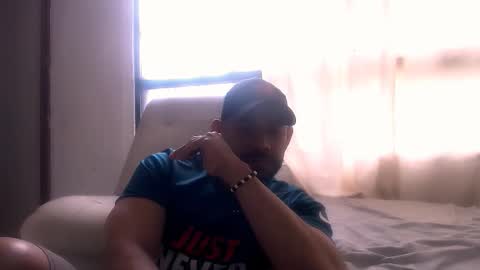 Snapshot of jho173027 chatting on November 2025 03:12:02 PM En moreno online show from November 2025 03:12:02 PM