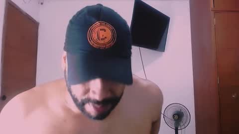 Snapshot of jho173027 chatting on January 2026 10:41:02 AM En moreno online show from January 2026 10:41:02 AM