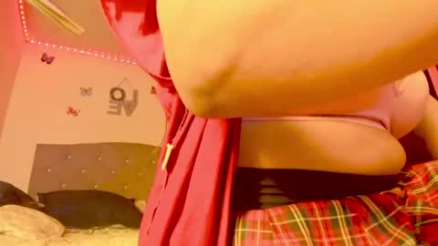 jhoanatrans22 online show from June 2026 11:27:02 PM