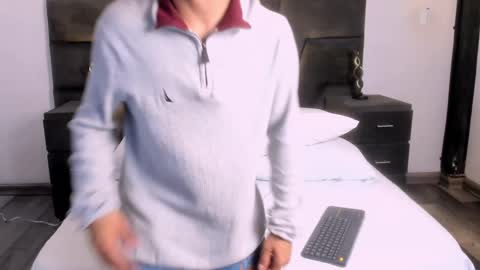 jhoanleandro online show from March 2025 04:03:02 AM