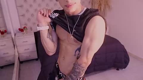 jhoanleandro online show from June 2026 04:17:01 AM