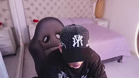 jhoanleandro online show from July 2026 05:35:02 AM