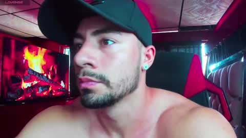 Snapshot of jhojansthetics chatting on February 2025 07:41:01 PM Jhojan Strong online show from February 2025 07:41:01 PM