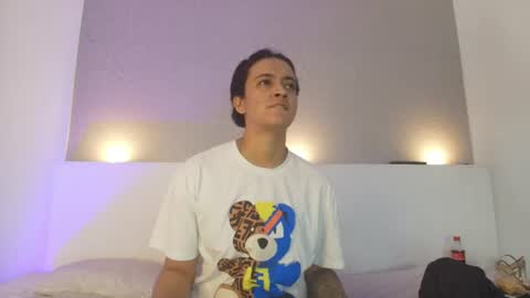 Jhon and Karol online show from July 2026 04:17:02 AM