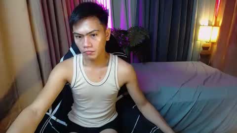 jhon_cummer online show from November 2025 05:17:01 PM