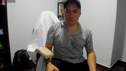 jhonatan_morales_s online show from July 2026 12:48:02 AM