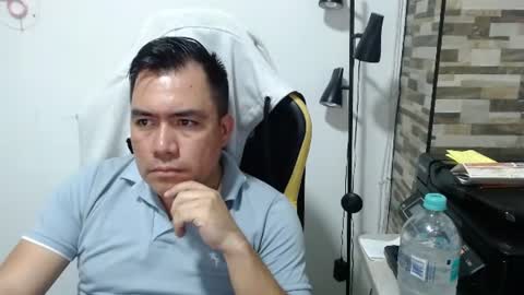 jhonatan_morales_s online show from July 2026 11:52:02 PM