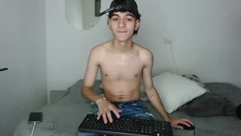 jhonay__cute online show from July 2026 12:13:01 AM