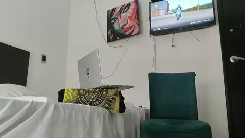 jhon online show from January 2025 08:40:01 PM