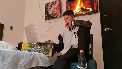 jhon online show from January 2025 01:54:01 PM