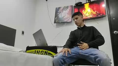 jhon online show from February 2025 12:30:01 AM