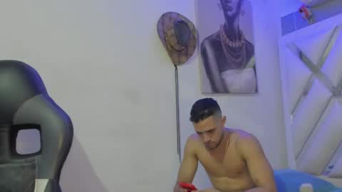 Snapshot of jhonny_flames7 chatting on December 2024 07:06:02 AM jhonny online show from December 2024 07:06:02 AM