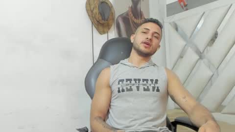 Snapshot of jhonny_flames7 chatting on February 2025 03:53:01 AM jhonny online show from February 2025 03:53:01 AM