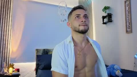 jhonny online show from May 2026 08:36:01 PM