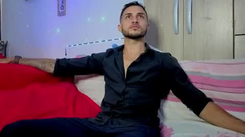 jhonny online show from June 2026 06:53:02 PM