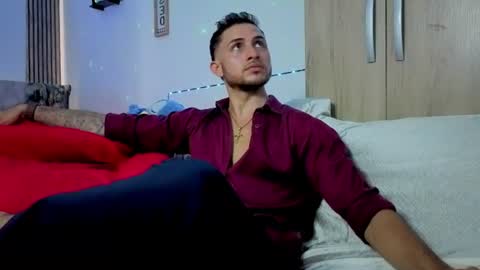 jhonny online show from July 2026 07:34:02 PM