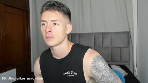 Jhonaiker online show from March 2025 10:54:01 PM