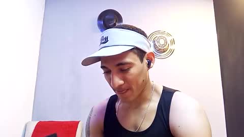 Snapshot of jhonny_thes28 chatting on November 2025 12:44:01 AM jhonny_thes28 online show from November 2025 12:44:01 AM