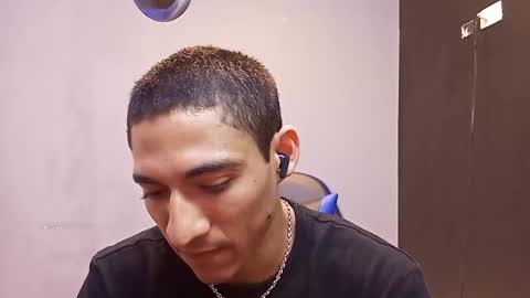 Snapshot of jhonny_thes28 chatting on February 2026 02:49:01 AM jhonny_thes28 online show from February 2026 02:49:01 AM