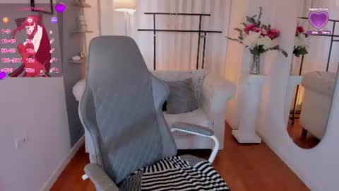 jhonson_karla online show from July 2026 04:12:01 PM