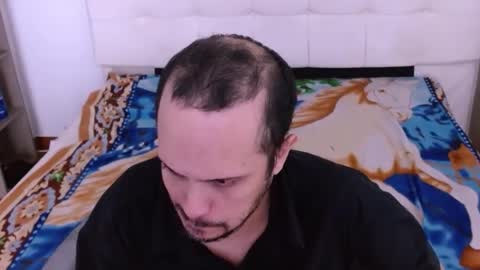 jhontorres018 online show from November 2025 06:33:02 PM