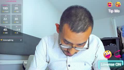 Jhony Alzate online show from January 2025 03:33:01 AM