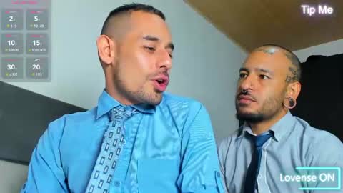 Jhony Alzate online show from June 2026 01:03:01 AM