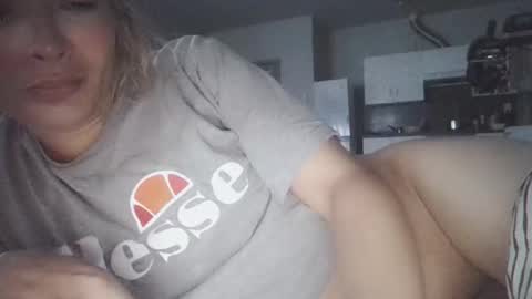 Snapshot of jhopeftw chatting on October 2025 10:56:02 AM Anya online show from October 2025 10:56:02 AM