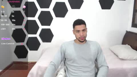 Snapshot of jhors__collens chatting on December 2024 04:37:02 AM Jhors online show from December 2024 04:37:02 AM