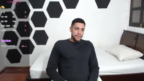 Snapshot of jhors__collens chatting on January 2025 05:48:02 AM Jhors online show from January 2025 05:48:02 AM