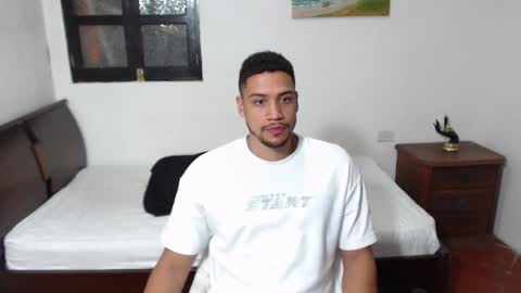 Snapshot of jhors__collens chatting on October 2025 01:06:02 AM Jhors online show from October 2025 01:06:02 AM