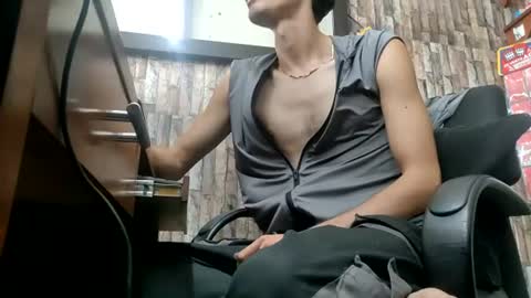 Jhosuamoore  online show from July 2026 03:05:01 PM