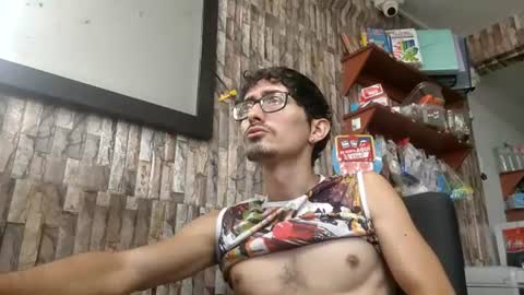 Jhosuamoore  online show from July 2026 12:47:01 PM
