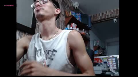 jhosuamoore2 online show from May 2026 09:45:01 PM