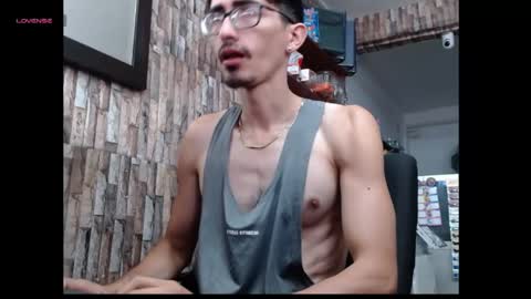 jhosuamoore2 online show from May 2026 01:48:02 PM