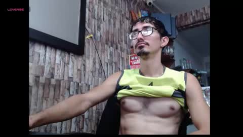 jhosuamoore2 online show from July 2026 12:20:01 PM