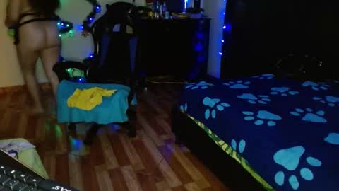 Jhulia online show from December 2024 10:24:02 PM