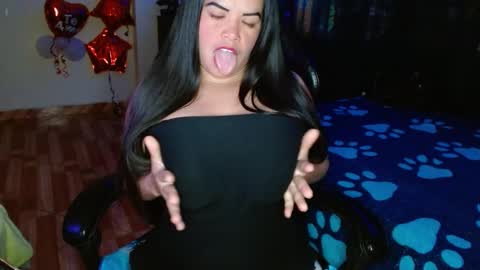 Jhulia online show from February 2025 08:20:02 PM