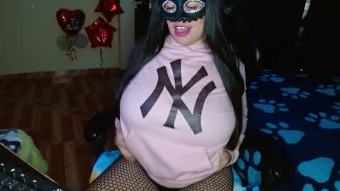 Jhulia online show from February 2025 08:50:01 PM