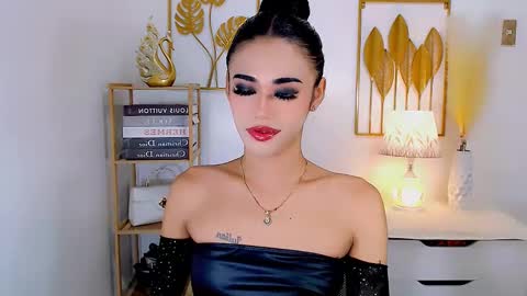 Snapshot of jhulianagrey chatting on December 2024 02:13:02 AM julie online show from December 2024 02:13:02 AM